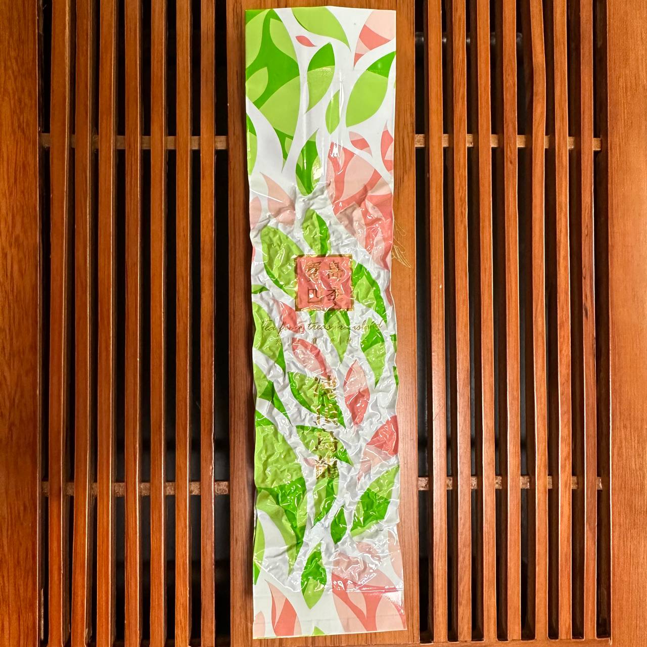 МОЛОЧНИЙ УЛУН ЦЗІНЬ СЮАНЬ (金萱烏龍 / Jīn Xuān Wūlóng / Milk Oolong)