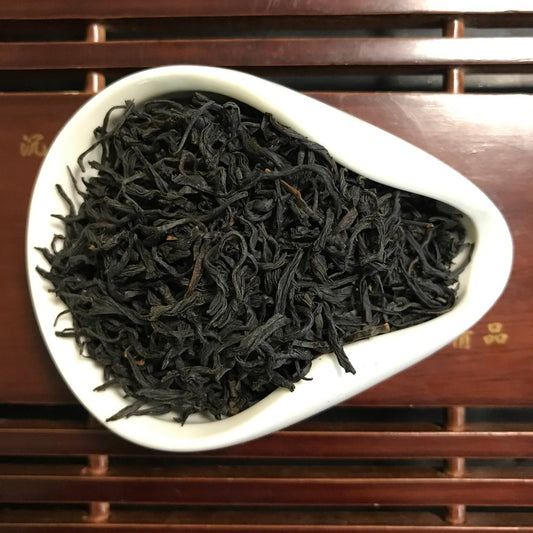 ГАОШАНЬ ХУНЧА: ТІНЬ ДОЛИНИ (高山紅茶: 陰影的山谷)