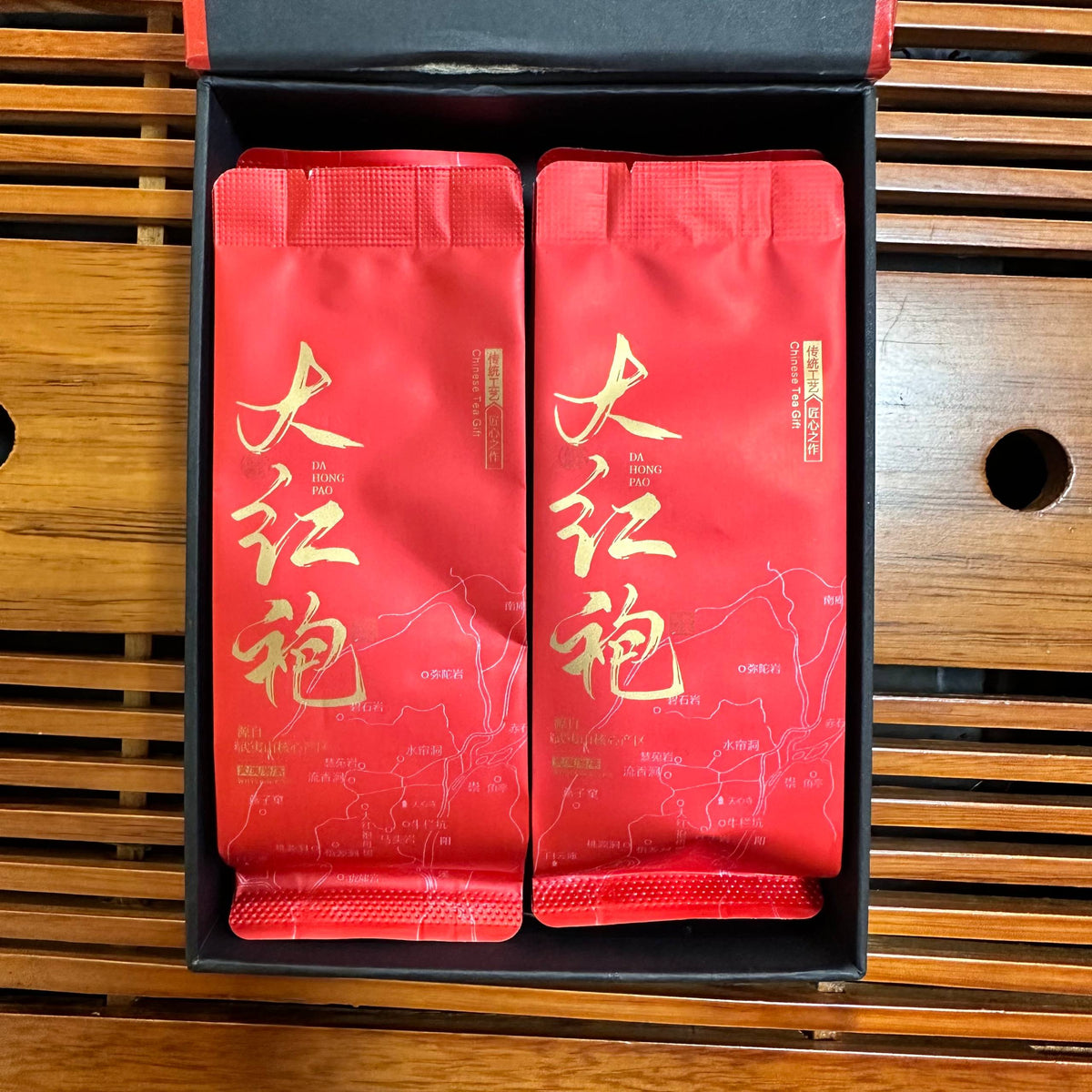 ПОДАРУНКОВИЙ НАБІР ДА ХОН ПАО (大红袍, DA HONG PAO)