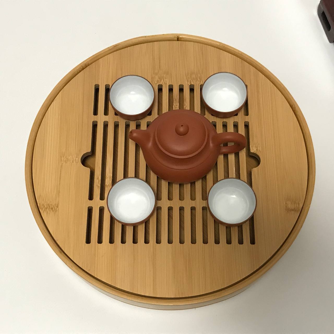 НАБІР ІСИНСЬКОГО ПОСУДУ ЛУОШІ