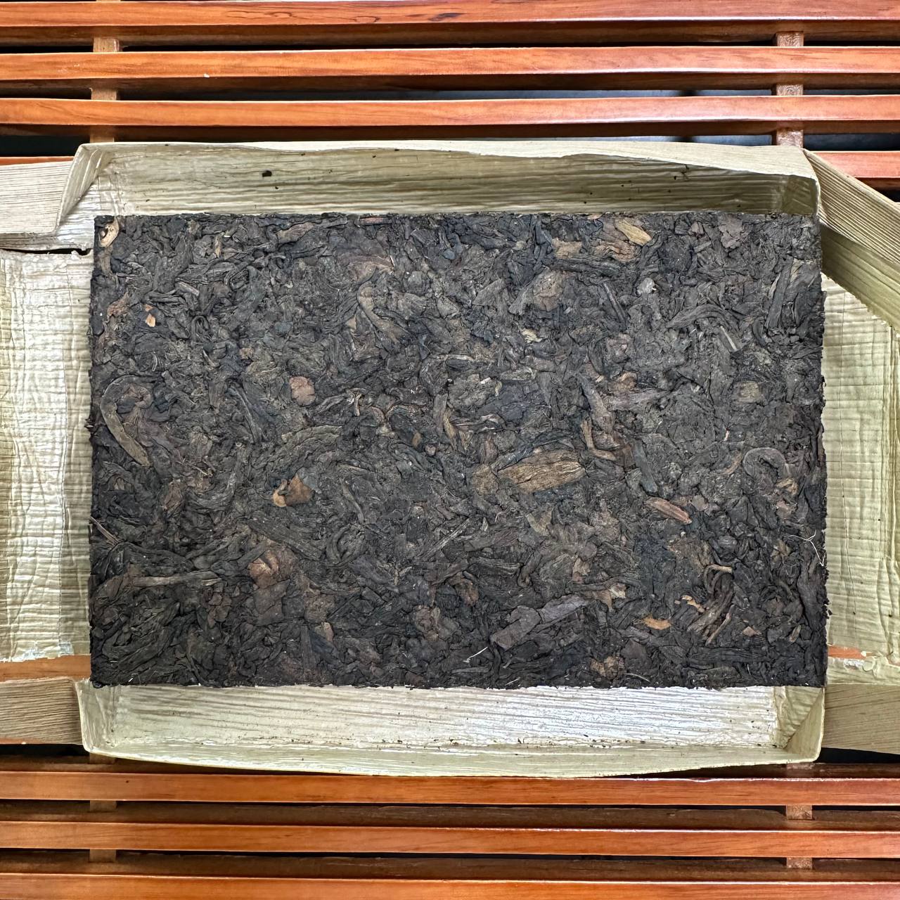 ШУ ПУЕР 7562 (熟普洱茶 / Shu Pu-erh Recipe 7562)