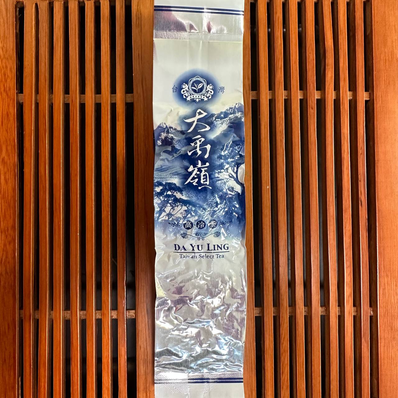 ТАЙВАНСЬКИЙ УЛУН ДА Ю ЛІНГ ТЕМНОГО ПРОГРІВУ (大禹嶺烏龍 / Dàyǔlǐng Wūlóng)