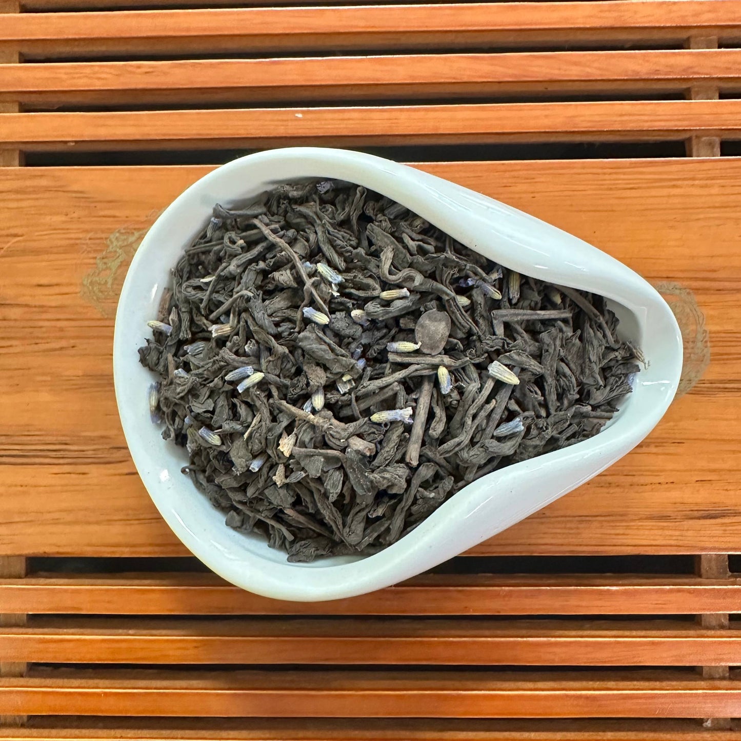 ЛАВАНДОВИЙ ШУ ПУЕР (薰衣草熟普洱 / Xūn Yī Cǎo Shú Pǔ’ěr)