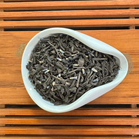 ЛАВАНДОВИЙ ШУ ПУЕР (薰衣草熟普洱 / Xūn Yī Cǎo Shú Pǔ’ěr)